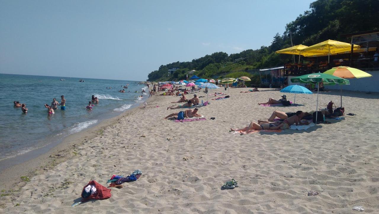 Hemingway Rooms In Happy Beach 瓦爾納 外观 照片