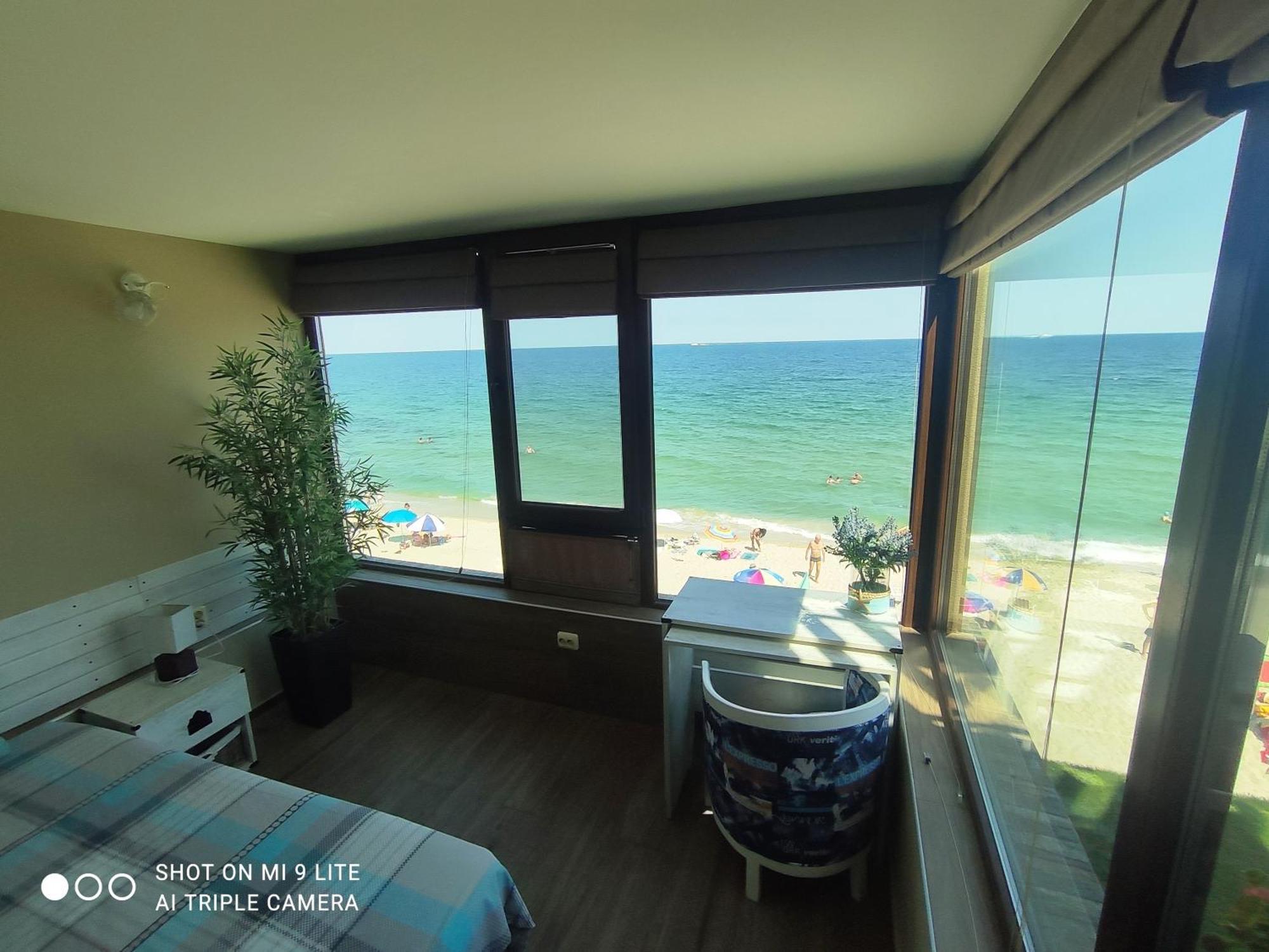 Hemingway Rooms In Happy Beach 瓦爾納 外观 照片