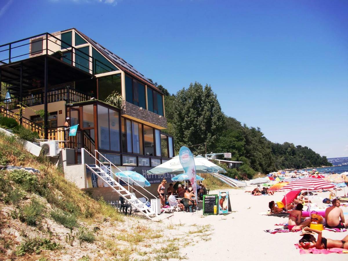 Hemingway Rooms In Happy Beach 瓦爾納 外观 照片